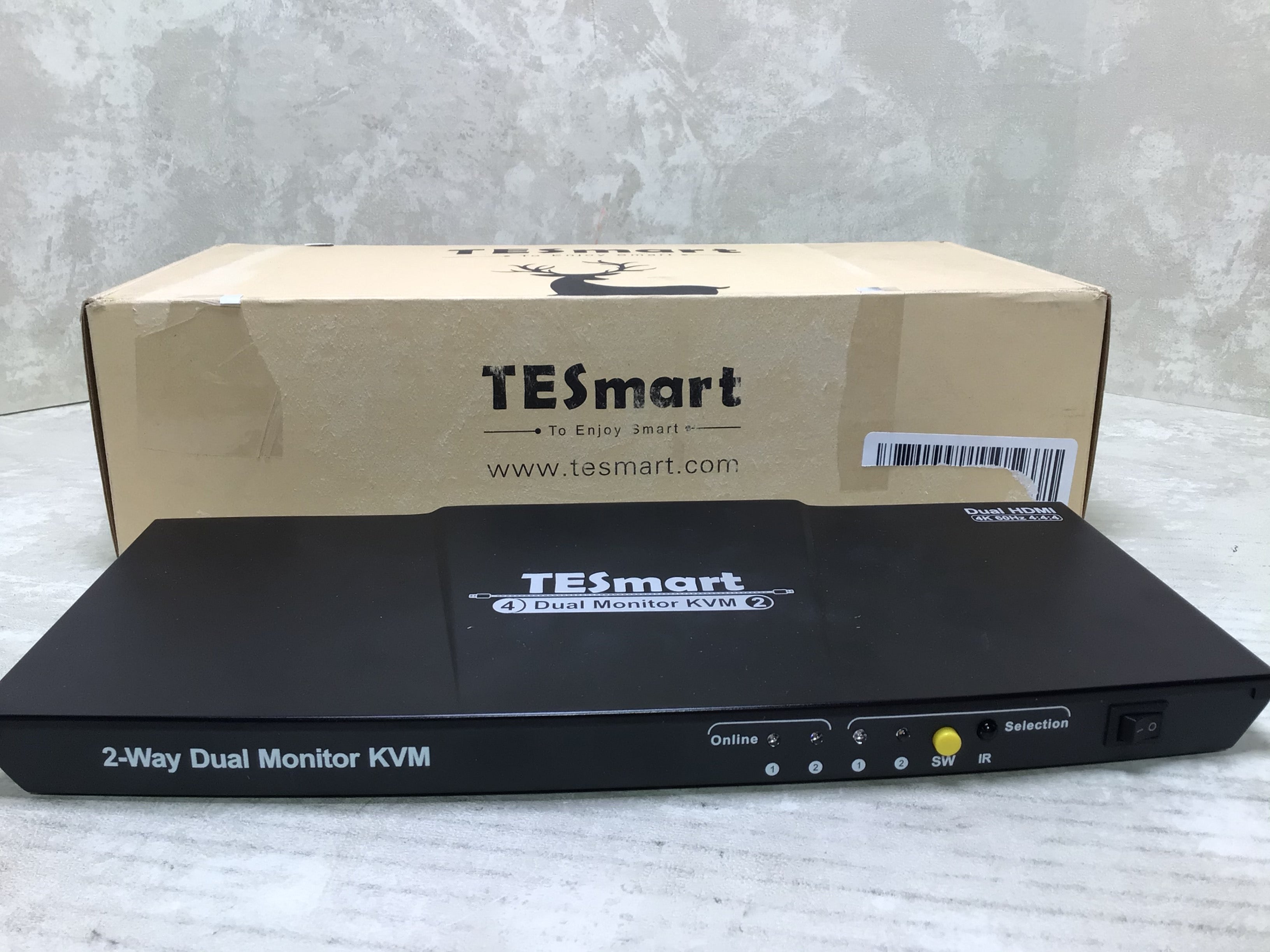 TESmart Dual Monitor KVM Switch 4K (7671807443182)